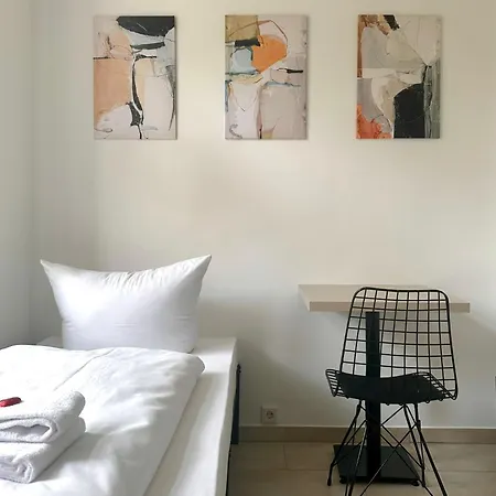Craftsmen's Comfort - By Comfort Housing *